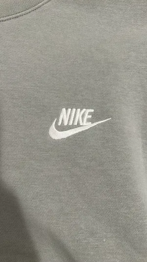 Green Nike Crewneck Sweatshirt thumbnail 3
