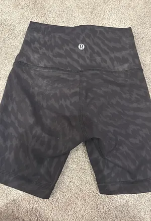 Lululemon Biker Shorts thumbnail 4