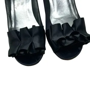 Stuart Weitzman Gigiritz Black Satin Ruffle Peep Toe Pumps‎ Heels Size 7.5 thumbnail 3