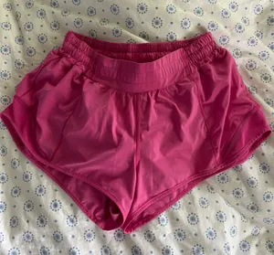 Lululemon Hotty Shorts 2.5" thumbnail 1