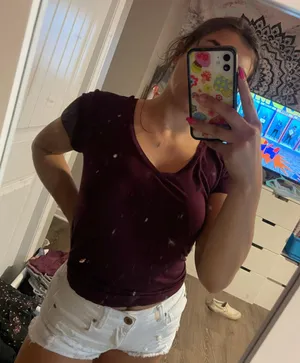 V Neck Shirt thumbnail 3