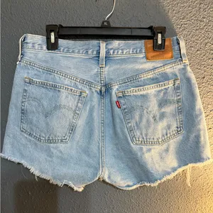 Levi's Premium 501® High Rise Short. Blue Jean Shorts High-Waisted Distressed thumbnail 5