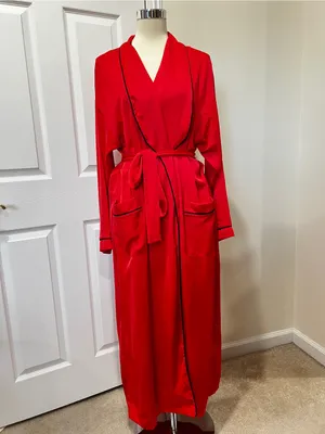 Fabletics Eco-satin Robe Strawberry Red With Black Trim With Pockets Size Medium thumbnail 2
