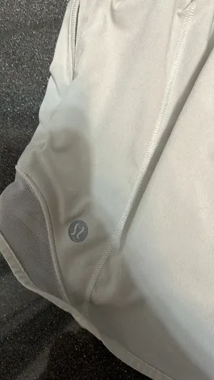 Lululemon Shorts Hotty Hot 2.5" thumbnail 3