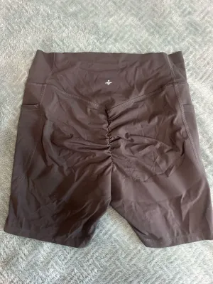 Halara ultrasculpt So cinched high waisted Scrunch Butt Lift Tummy Control Side Pocket Shaping Workout Biker Shorts 5” thumbnail 3