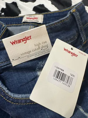 Women’s Wrangler High Rise Vintage Cut-Off Short thumbnail 5