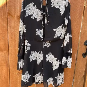 Xhilaration Floral Dress‎ thumbnail 7