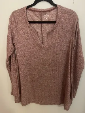 Hollister V-Neck Long Sleeve Top -‎ Mauve thumbnail 1