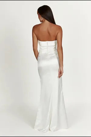 Meshki Kaitlyn Strapless Gown thumbnail 6