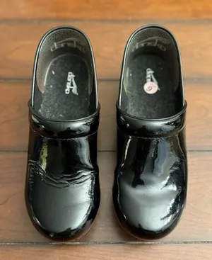 Patent black leather Dansko Pro‎ clogs - size 9 thumbnail 1