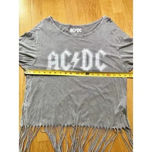 AC/DC Women's Short Sleeve Cropped T-shirt Grey Band Tee Fringe Size XL thumbnail 6