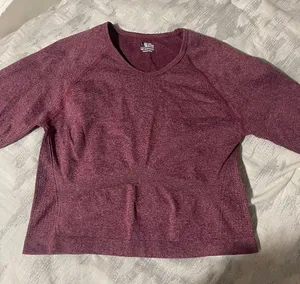 Amazon Women's Purple Cropped Stretch Long Sleeve Crew Neck Activewear Top Size L thumbnail 5