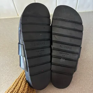 Alohas Black Fireplace Chunky Preppy Coastal Minimalist Lagenlook Clogs 40/10 thumbnail 7