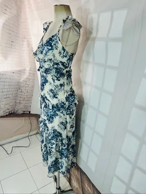 O.P.T Blue White Ingrid Floral Ruffle V-Neck Sleeveless Tiered Midi Dress Sz XS thumbnail 5