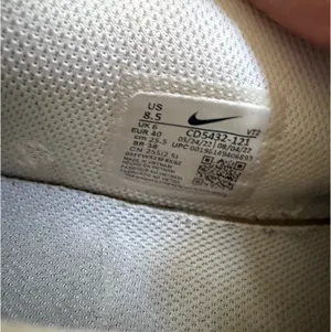 Nike Air Max Excee Women’s Sneakers White thumbnail 3