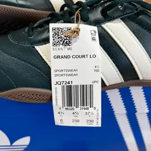 Adidas Women's Black and Navy Trainers thumbnail 8