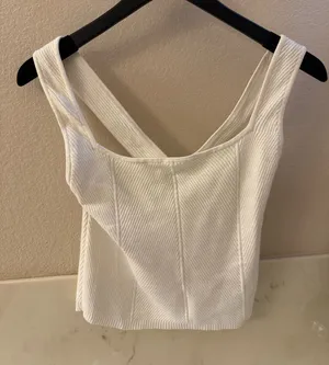 Abercrombie Sweater Crop Top Ribbed Tank XL thumbnail 1