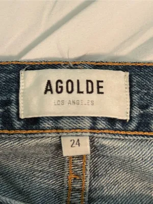 Agolde Riley High Rise Boyfriend Jeans in Blue thumbnail 4