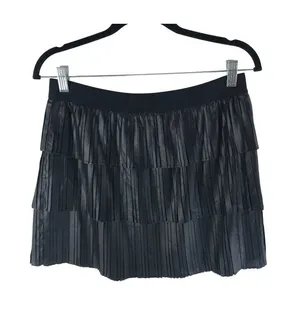 BCBGMAXAZRIA Tiered Pleated Black Mini Skirt Womens Size M thumbnail 1