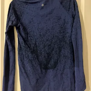 Lululemon Swiftly Tech Long Sleeve thumbnail 3