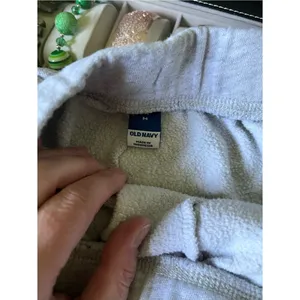 Old Navy Fleece Lounge Shorts Heather Gray Bear Logo Drawstring Pockets Sz M thumbnail 5
