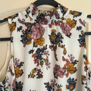 Pink Rose Short Floral Sleeveless Dress thumbnail 1
