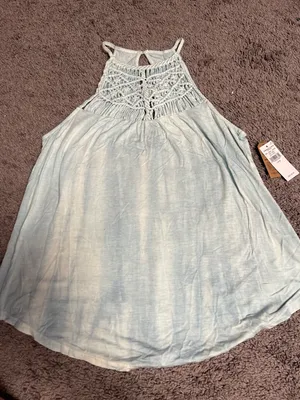 American Eagle NWT  tank thumbnail 1