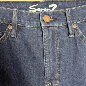 Seven7 Skinny Jeans 12 Dark Wash Blue High Rise Everyday Stretch Denim Pockets thumbnail 10