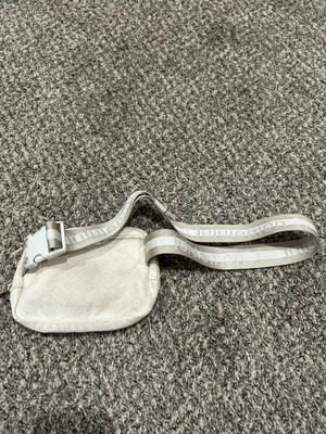 Lululemon Belt Bag thumbnail 2