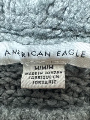 American Eagle Gray Knit Sweater Medium M Made in Jordan thumbnail 2