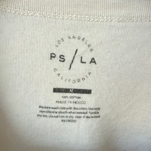 PS/LA Los Angeles California Crop‎ Top Cute Deer Strawberry Graphic Size Medium thumbnail 5