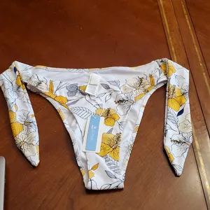 Cupshe Bikini Size XS thumbnail 3
