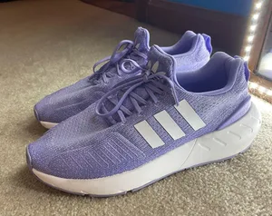 Adidas Swift Run Sneakers thumbnail 1