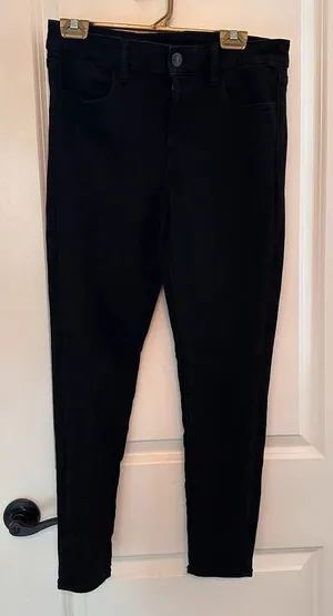 American Eagle black skinny jeans thumbnail 1