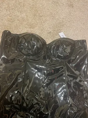 Size 10 thumbnail 3