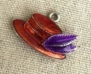 Vintage Red Hat Pendant thumbnail 1