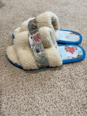 Australia Luxe Collective Blue Satin Sheepskin Slippers Women’s Size 8 thumbnail 5