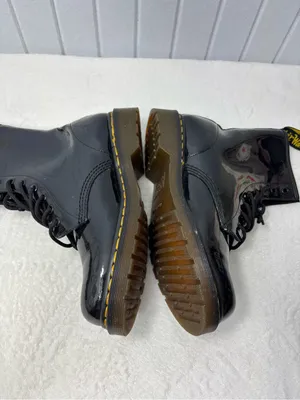 Dr. Martens 1460 Women's Black‎ Patent Leather Lace-Up Boot, Size 9 thumbnail 5