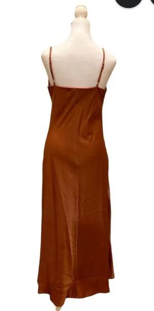 Thanth Women's Sleeveless Spaghetti Strap Satin Dress thumbnail 4