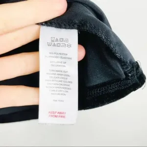TAHARI Black Velvet Short Sleeve Lounge Top Size Small‎ thumbnail 8