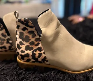 Women's Cream Ankle Boots Size 11 thumbnail 1