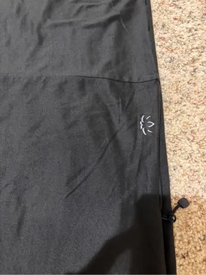Beyond Yoga Black Pocket Infinity Wrap Scarf Active Athletic Running One Size thumbnail 4