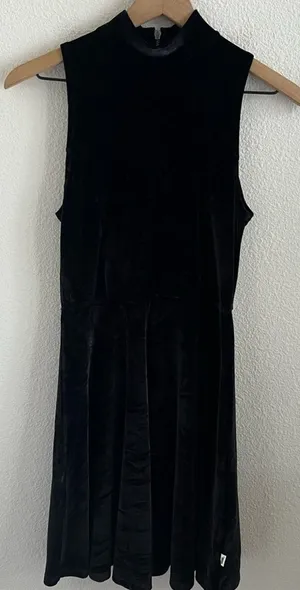 Vans Black High Neck Exposed Zipper Skater Girl Velour Dress Medium thumbnail 1
