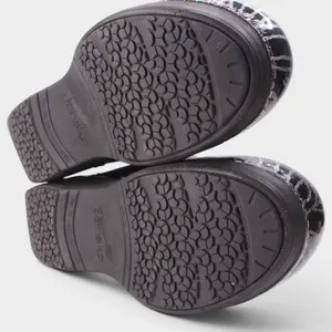 Dansko XP 2.0 Glitter Waves Patent Clogs Women 37 thumbnail 11