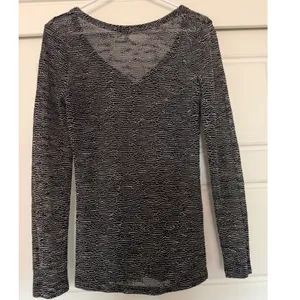 BKE Buckle Sz XL Womens Sheer Black Long Sleeve Fitted Blouse Top Casual Button thumbnail 3