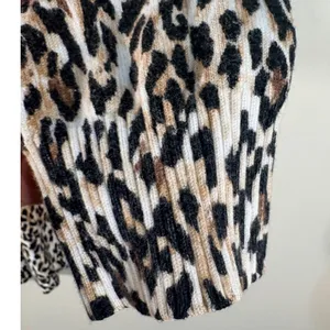 White‎ House Black Market Leopard Print Sweater XL Faux Leather Elbow Patches thumbnail 11