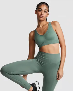 PINK Victoria's Secret Seamless‎ Air Medium Impact Sports Bra thumbnail 1