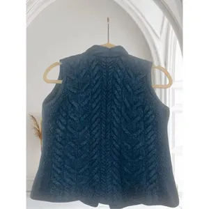 ✨Aran Woollen Mills Sweater Teal Sz Medium Vest✨ thumbnail 2