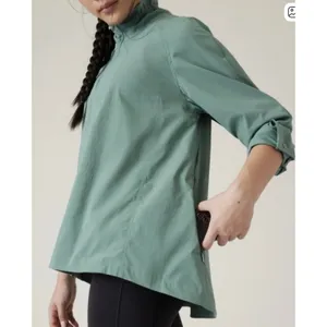 Athleta Advantage Poplin Top Women’s M Green Half-Zip Lightweight Tunic Jacket thumbnail 2