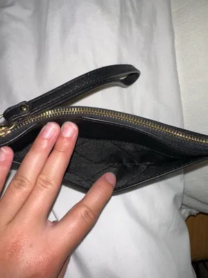 Michael Kors Wristlet Wallet thumbnail 3